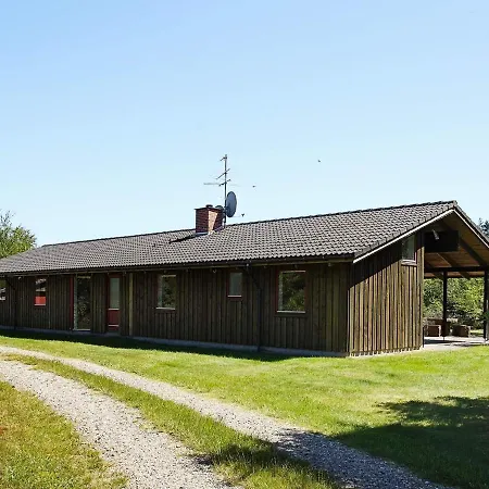 Holiday home Comfortable Holiday Home In Fjerritslev With Fishing Pond