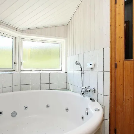 Comfortable Holiday Home In Fjerritslev With Fishing Pond Holiday home *